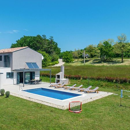 Stunning Home In Barban With Wifi Eksteriør billede