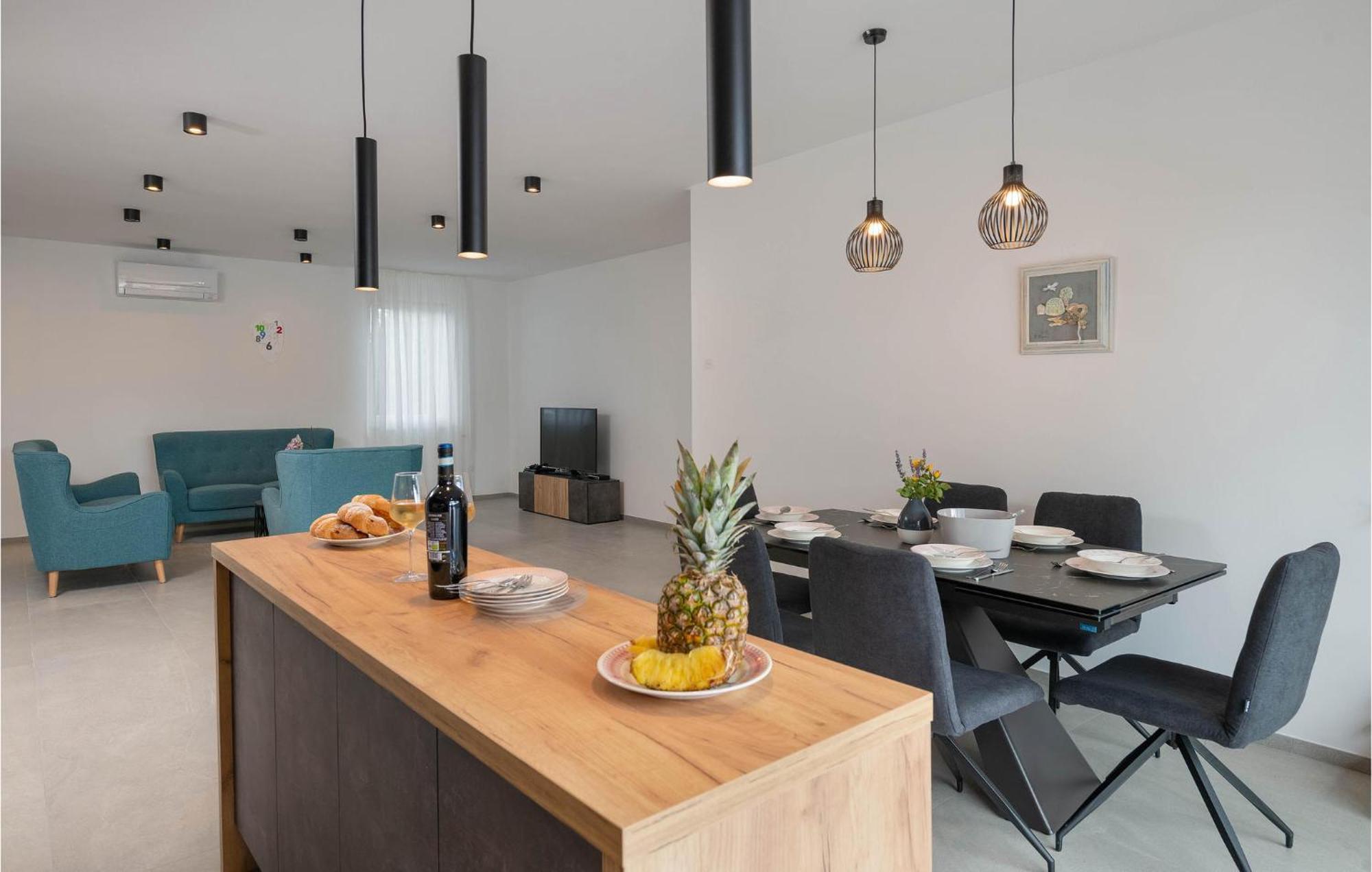 Stunning Home In Barban With Wifi Eksteriør billede
